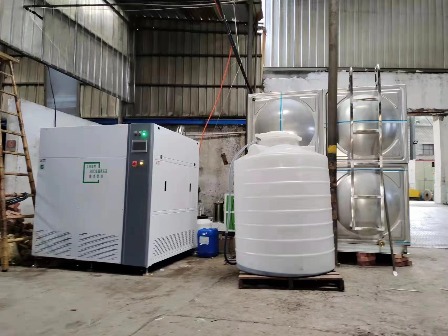 五金超聲波清洗機(jī)和超聲波清洗機(jī)有什么區(qū)別？